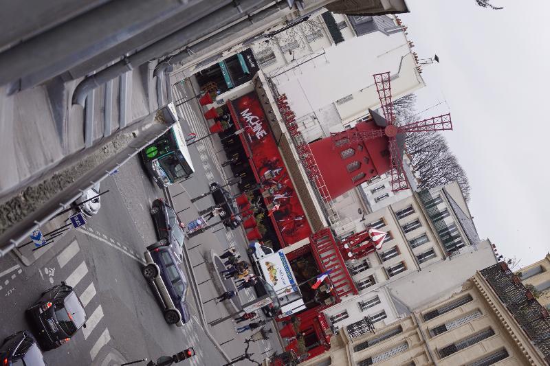 Hotel Moulin Plaza By Happyculture Paris Exterior photo